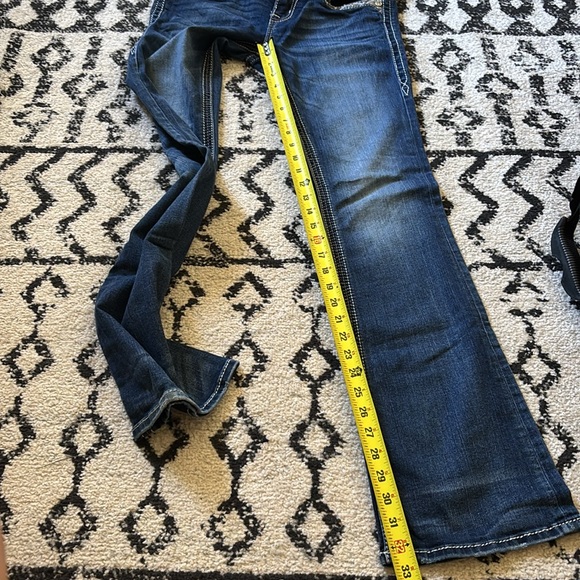 Rock Revival Jeans - Picture 4 of 5